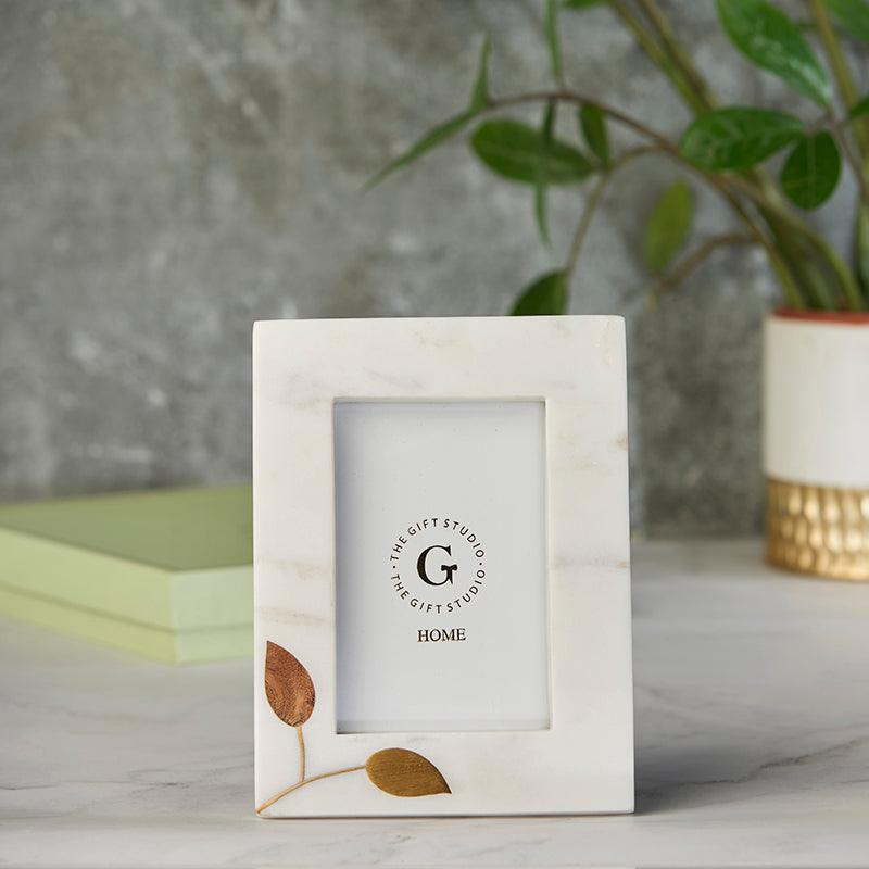 Timeless White Marble Photo Frame - The Gift Studio