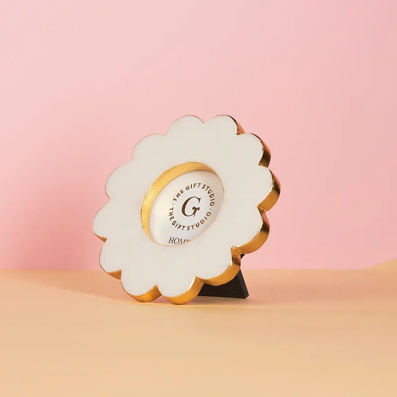Marble Flower Cut Frame With Gold Border-The Gift Stduio