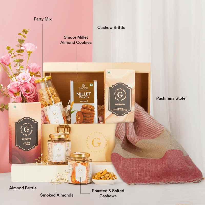 Mom's Luxe & Leisure Hamper - The Gift Studio