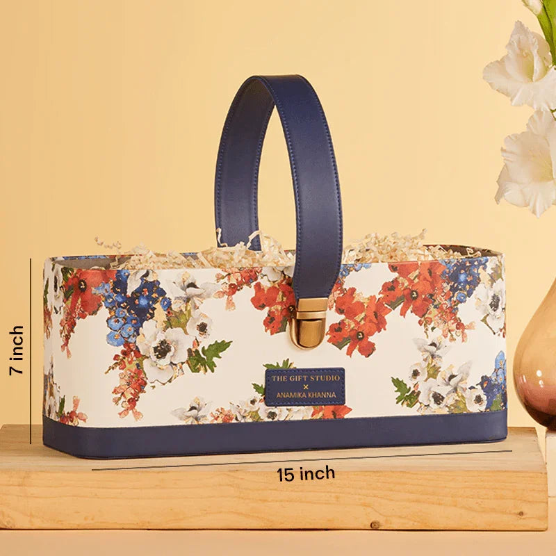 Out Doors with Anamika Khanna - The Gift Studio