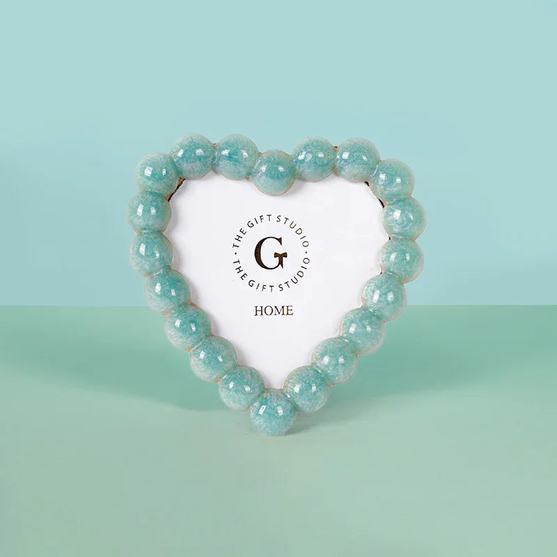 Resin Heart Frame 4x6in-The Gift Stduio