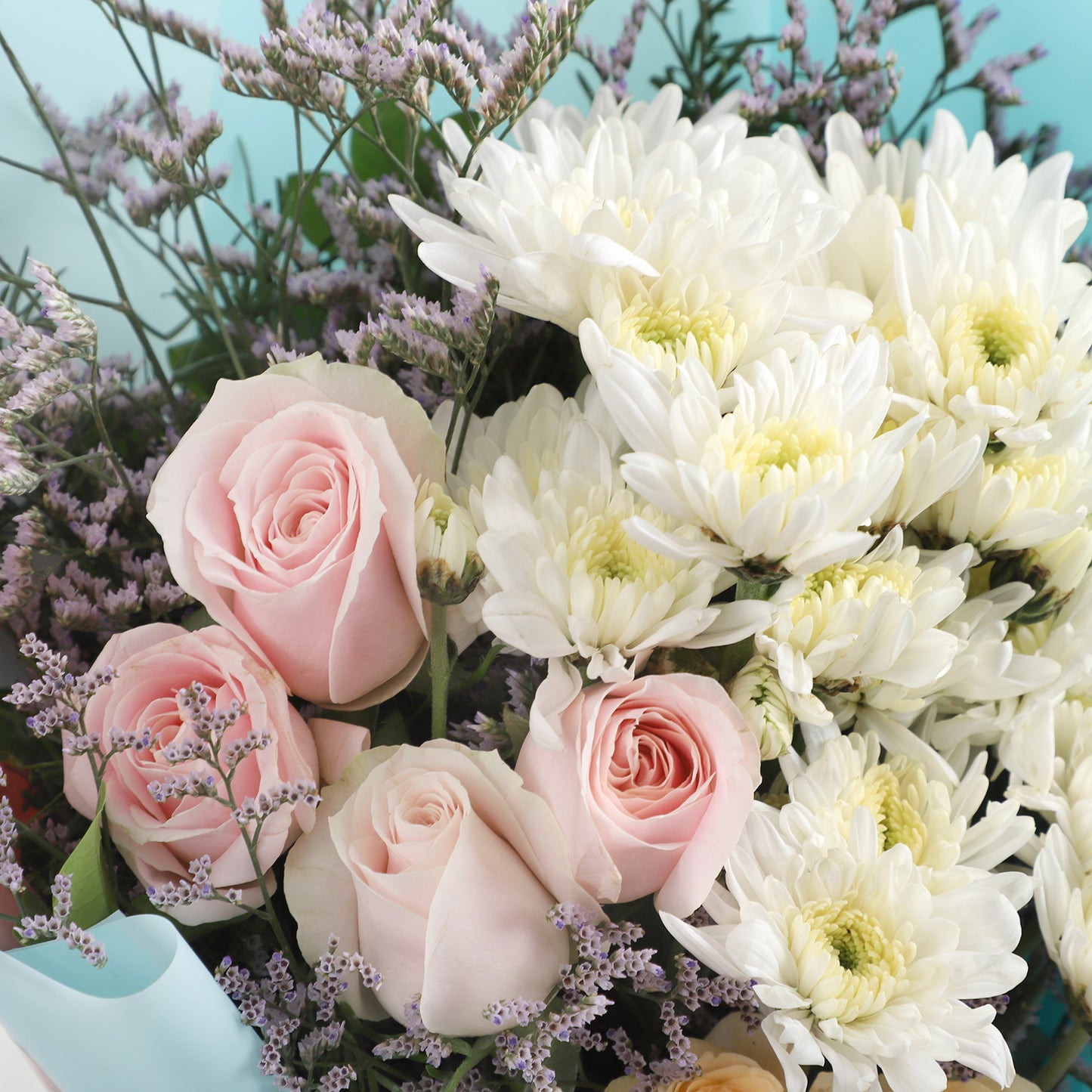 Sky Touch – Elegant Floral Ensemble
