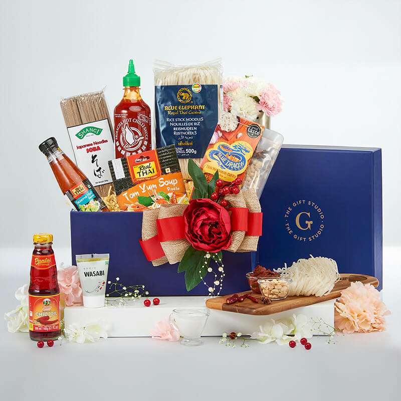 Embrace The Far East Hamper