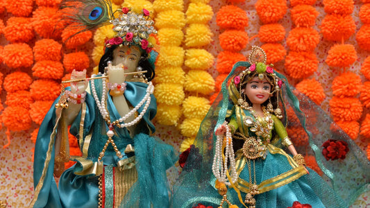 Exquisite and Innovative Decorative Items to Celebrate Janmashtami with Style