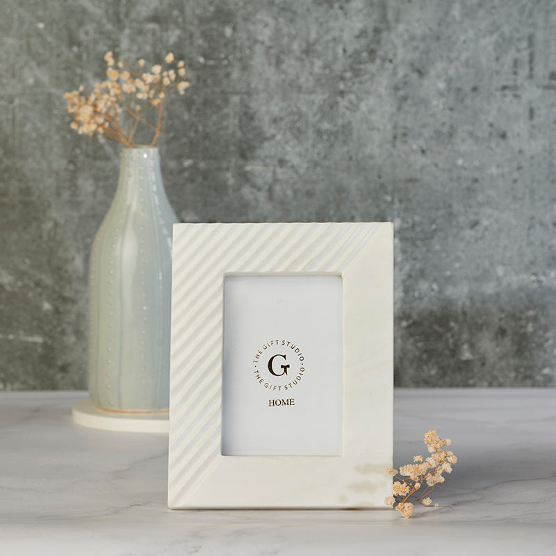 Classic White Marble Keepsake Frame