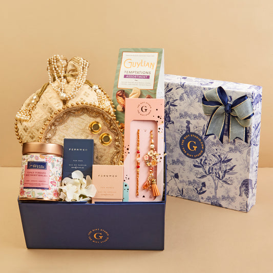 Aromatic Affection Bhaiya-Bhabhi Rakhi Hamper for International Shipping | Exclusive Global Delivery