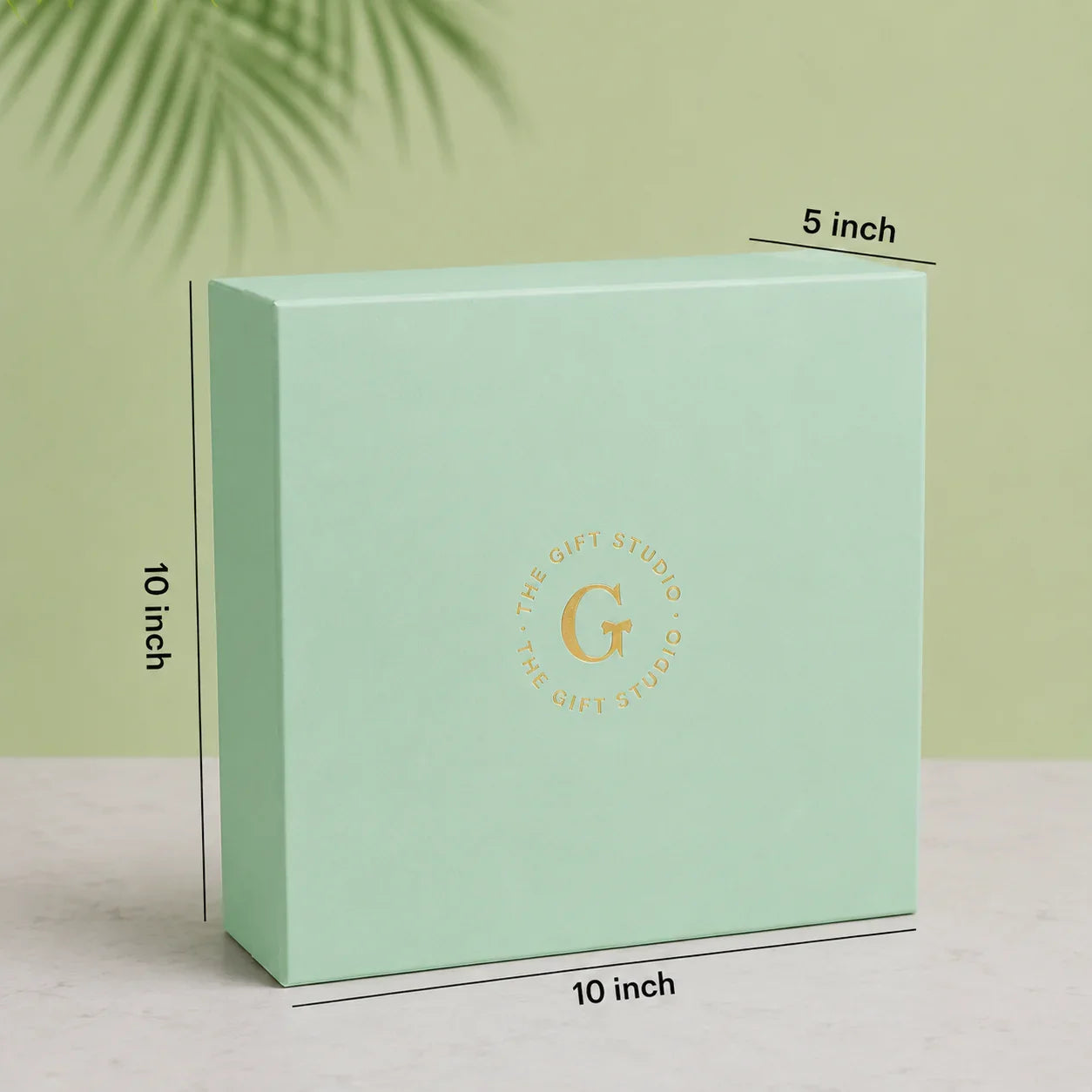 Exact dimensions and measurements of the Coffee & Crunch Mint gift box.