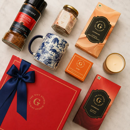 top down flat lsy shawing the full coffee & crunch hamper assortments