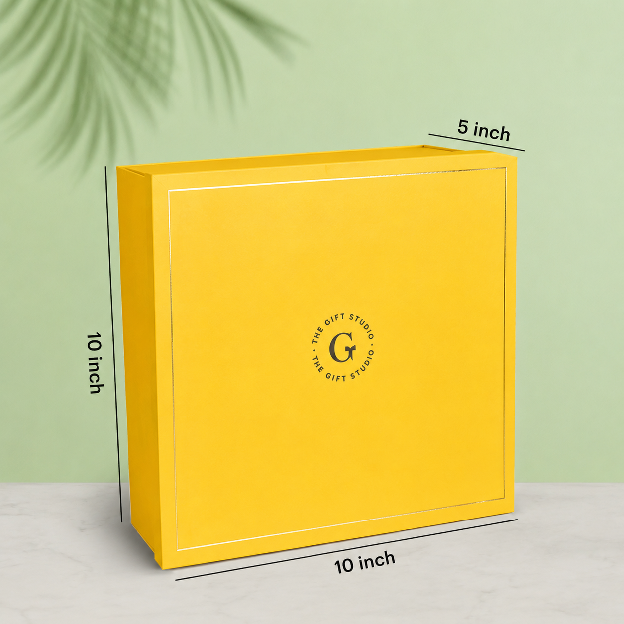 Exact dimensions and measurements of the Coffee & Crunch hamper yellow gift box.