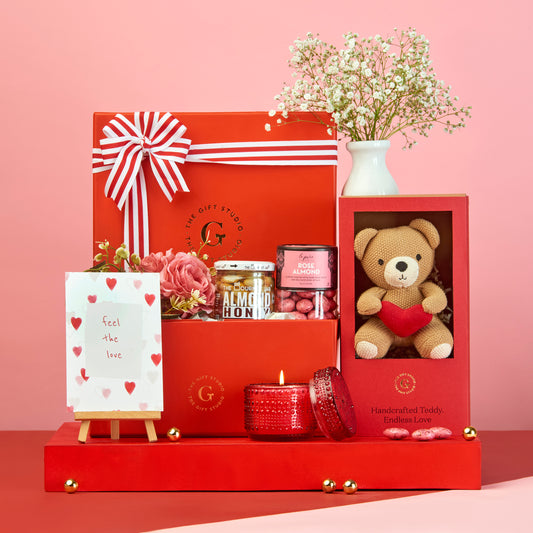Cuddle Me Teddy Hamper