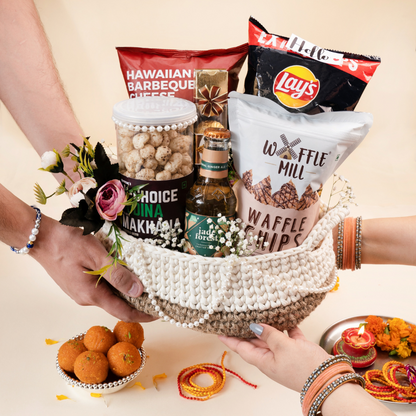 Deluxe Gourmet Treats Basket