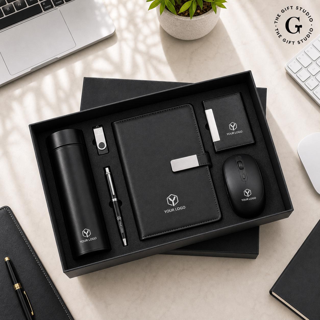 Executive Tech Desk Hamper