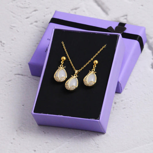 Exquisite Swis Earrings & Necklace Set