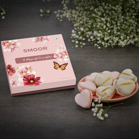 Heart Shaped Macaron (Box of 9) - The Gift Studio