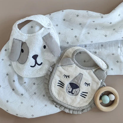 Newborn Bib - Lion
