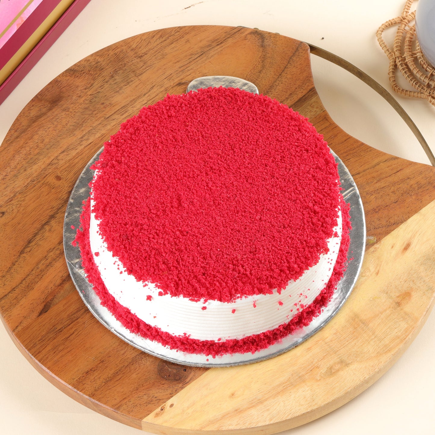 Red Velvet Fresh Cream Cake