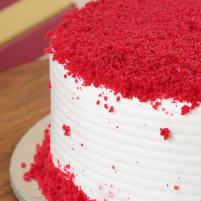 Red Velvet Fresh Cream Cake