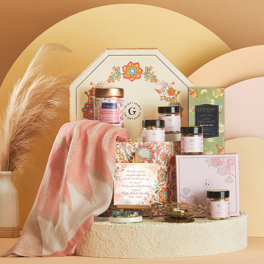 Regal Threads - Return Gift for Sister