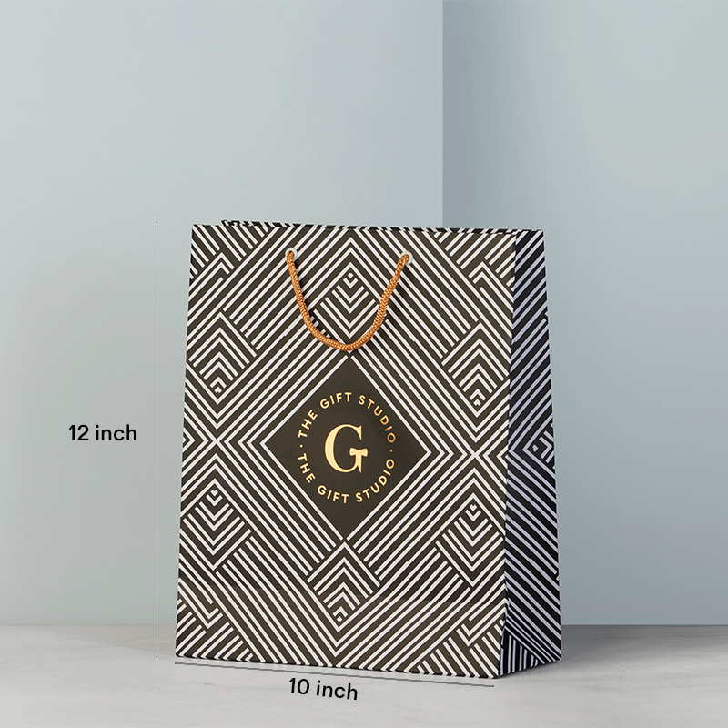The Gentleman’s Edit Hamper