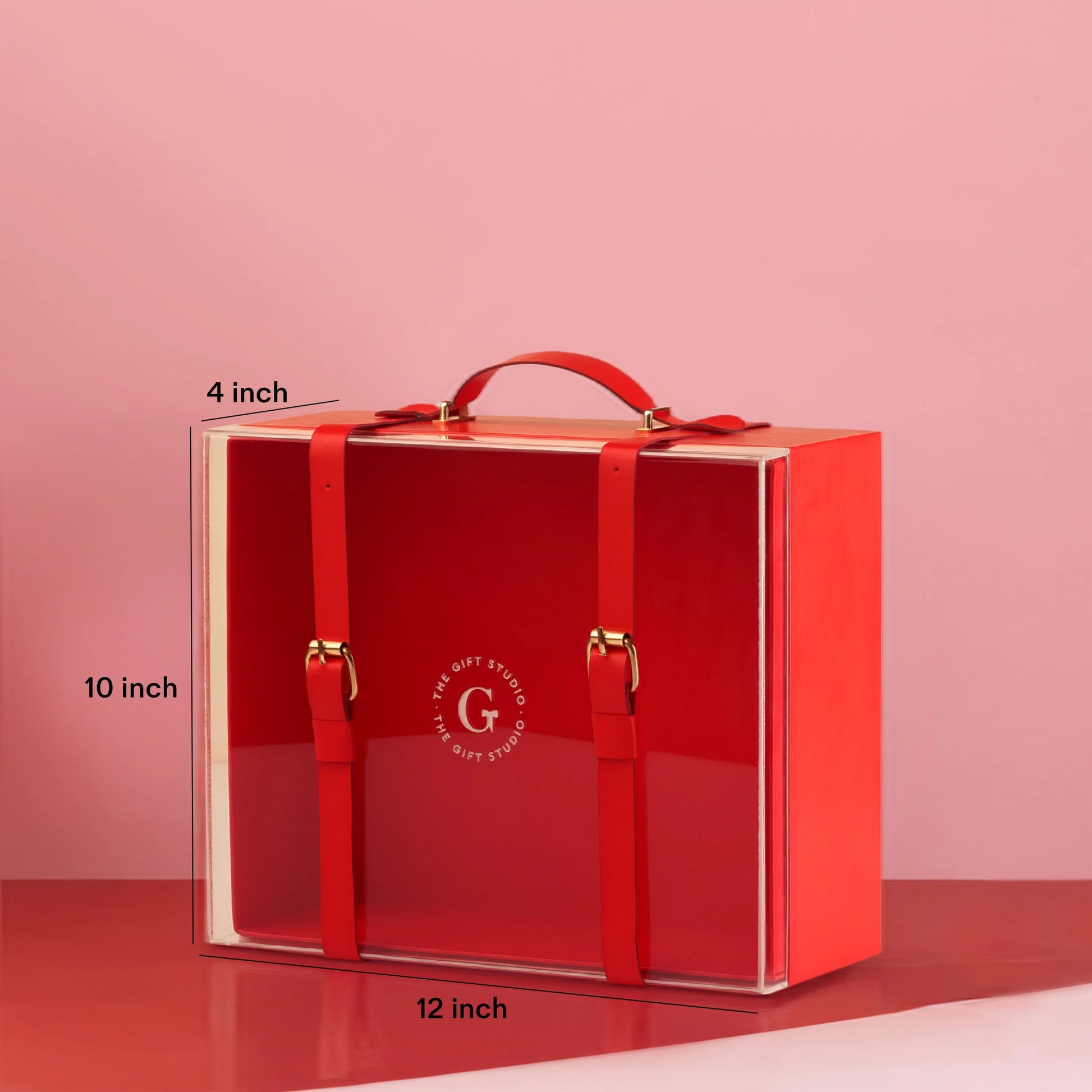 Exact dimensions and measurements of the The Luxe Love Affair Hamper box.