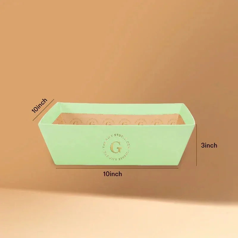 Exact dimensions and measurements of the Tray of Six Senses mint tray.