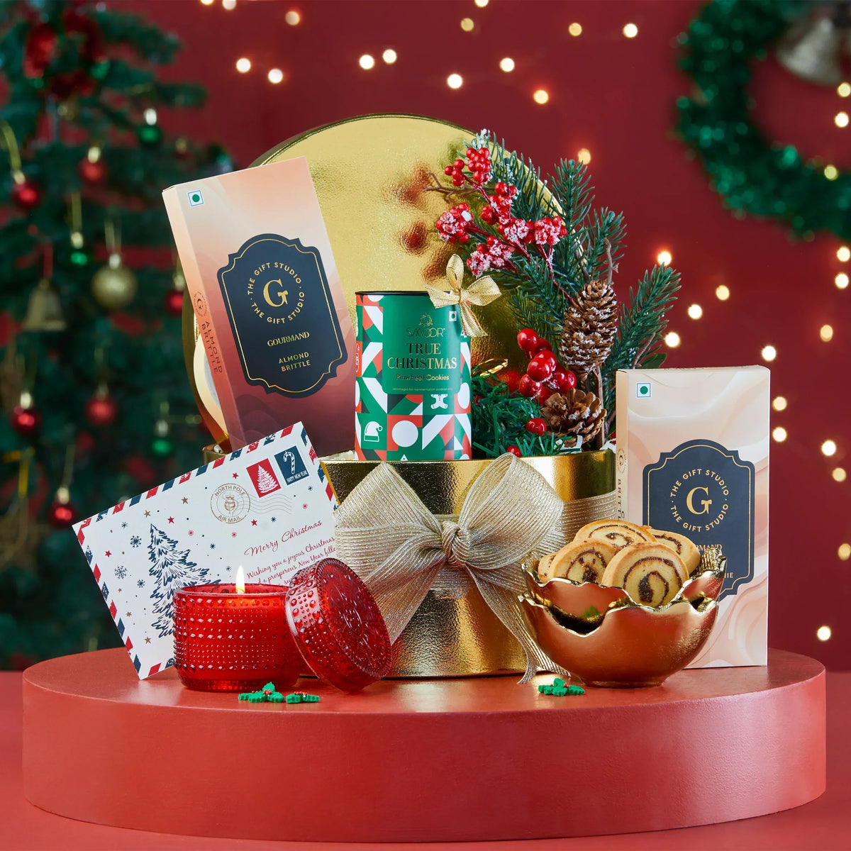 Buy The Enchanted Christmas Magic Moments Box Online – The Gift Studio