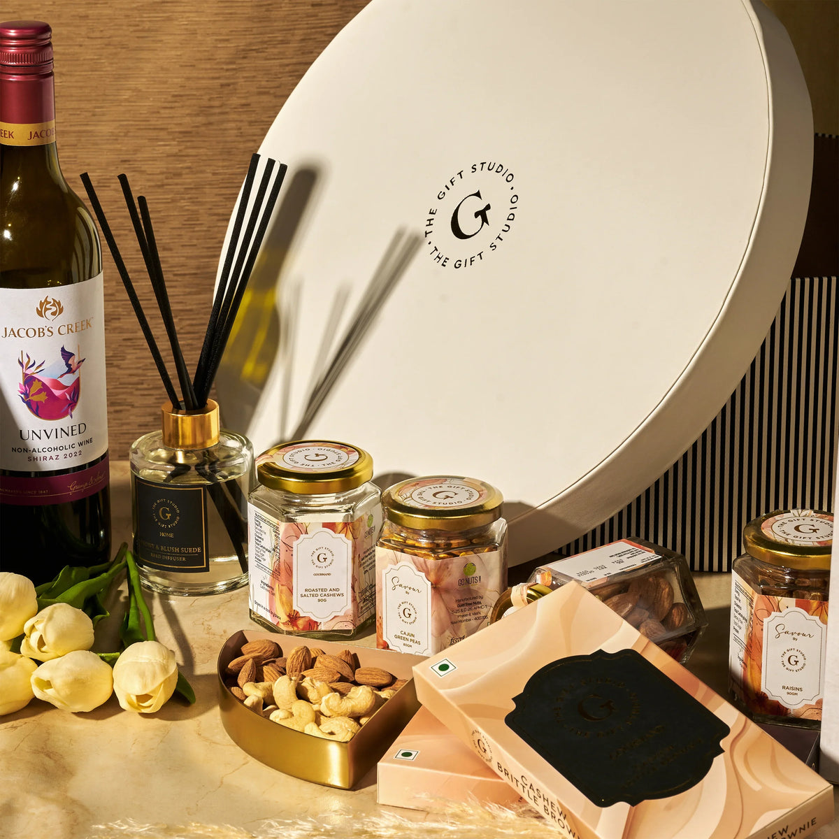 Buy The Grand Box Online - Surprise with perfect gifts – The Gift Studio