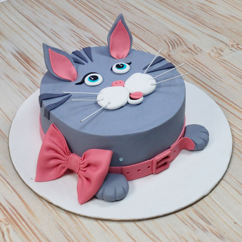 Cute Cat Theme Cake